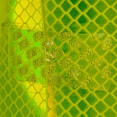 3M™ 钻石级校车反光标识 4083, 荧光黄绿色, 5 厘米 x 45.1 米, 带3M LOGO, 半切